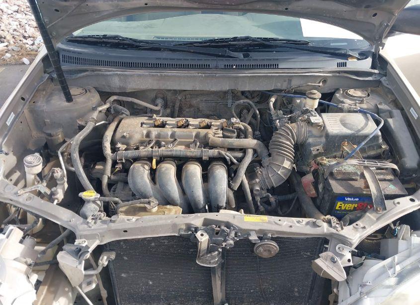 Photo 10 of 2005 Toyota Corolla CE (VIN 1NXBR32E95Z424068)