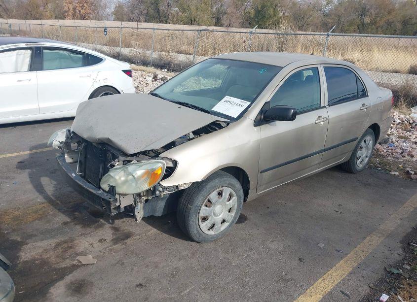 Photo 2 of 2005 Toyota Corolla CE (VIN 1NXBR32E95Z424068)