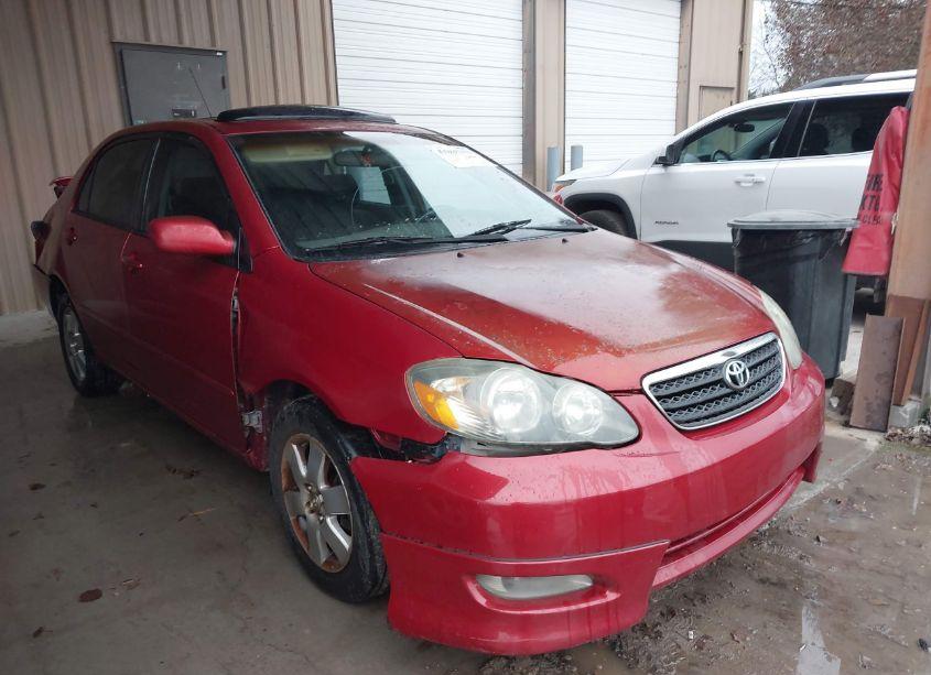 2005 Toyota Corolla S (VIN 1NXBR32E95Z437399) main photo