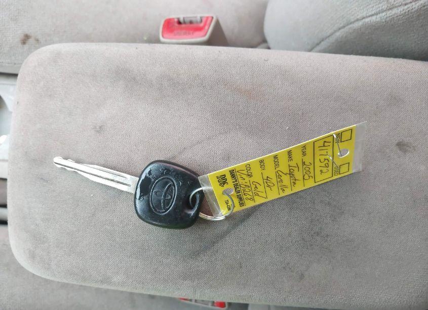 Photo 11 of 2005 Toyota Corolla LE (VIN 1NXBR32E95Z440268)