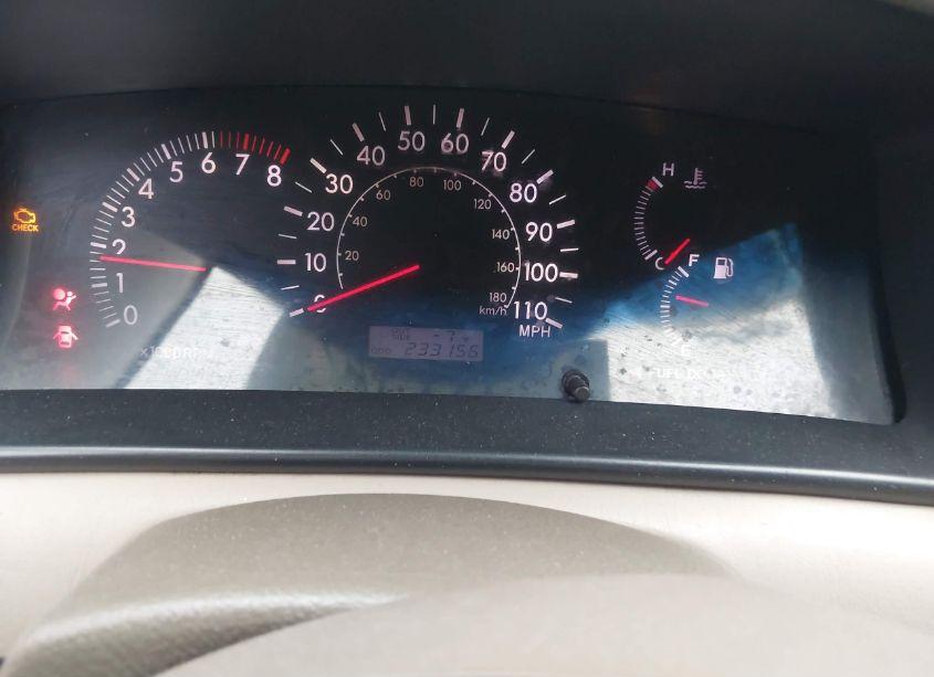 Photo 7 of 2005 Toyota Corolla LE (VIN 1NXBR32E95Z440268)