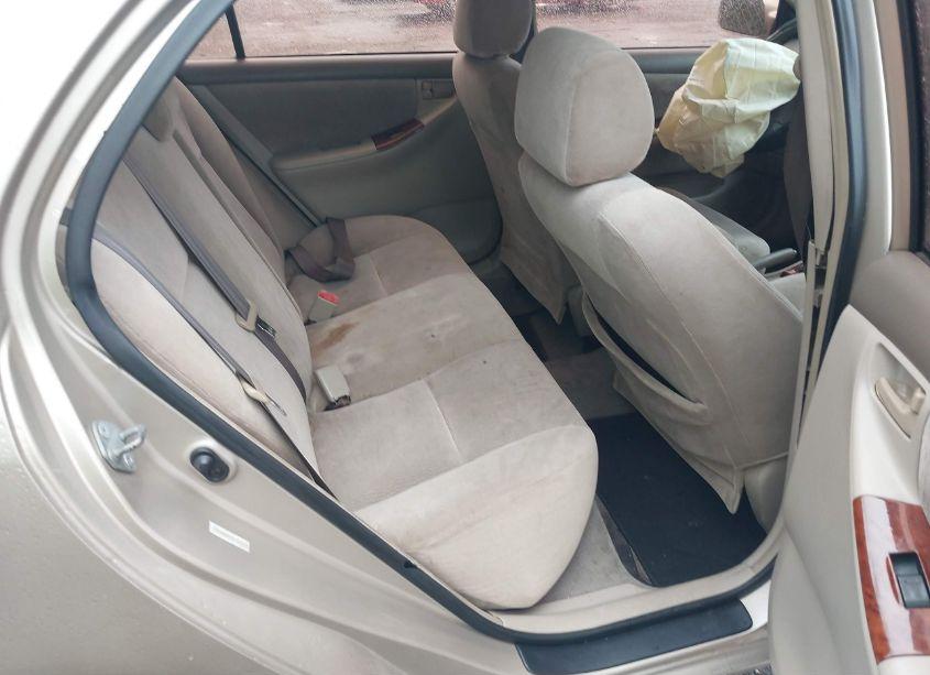 Photo 8 of 2005 Toyota Corolla LE (VIN 1NXBR32E95Z440268)