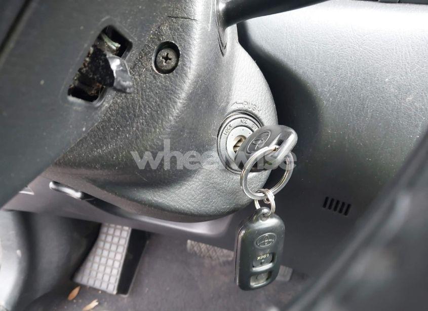 Photo 11 of 2005 Toyota Corolla S (VIN 1NXBR32E95Z456843)