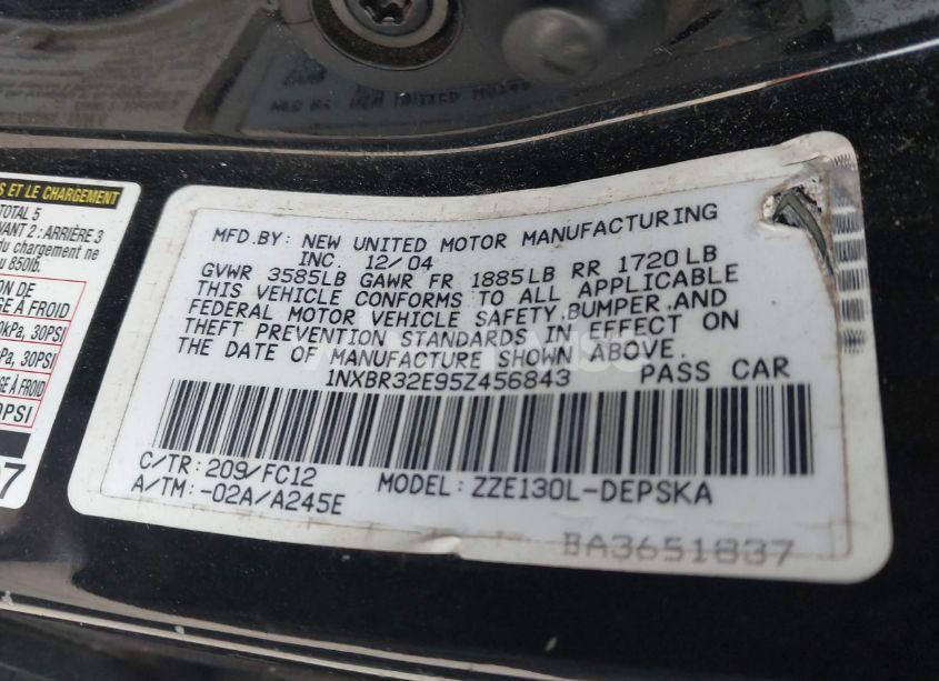 Photo 9 of 2005 Toyota Corolla S (VIN 1NXBR32E95Z456843)