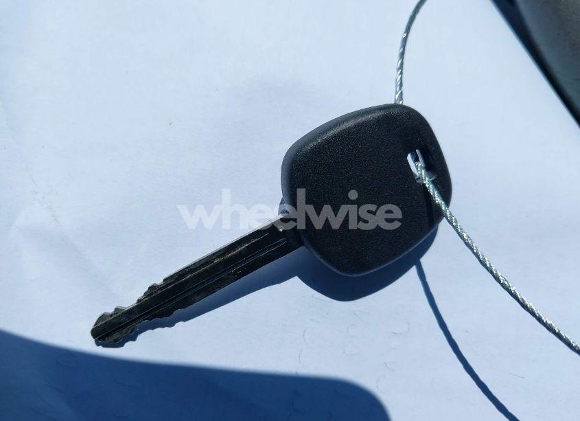 Photo 11 of 2005 Toyota Corolla CE (VIN 1NXBR32E95Z474176)