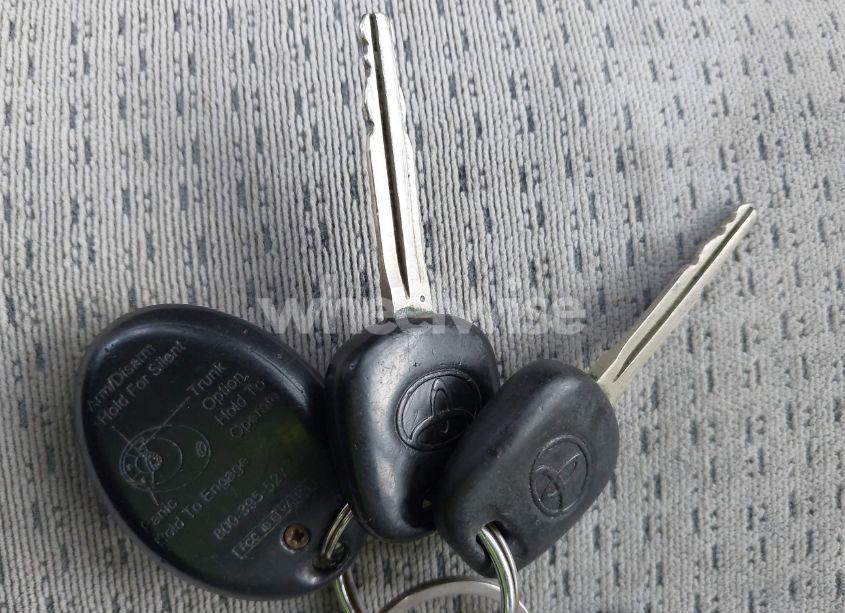 Photo 11 of 2005 Toyota Corolla CE (VIN 1NXBR32E95Z475960)