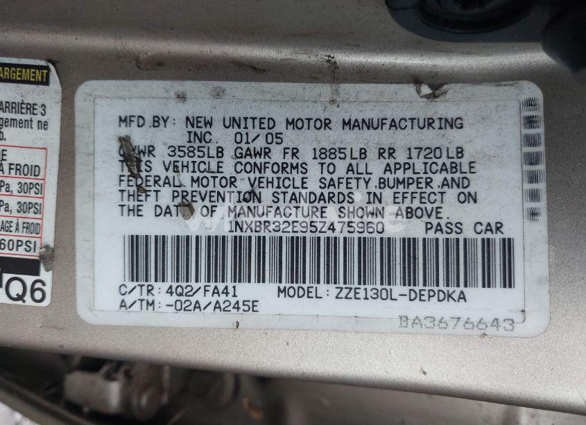 Photo 9 of 2005 Toyota Corolla CE (VIN 1NXBR32E95Z475960)