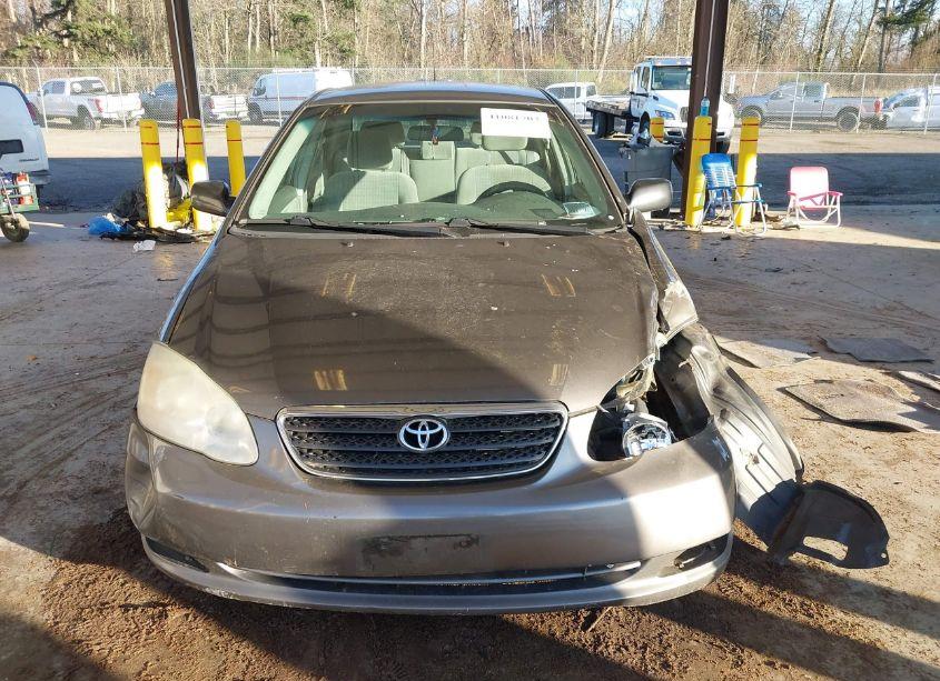 Photo 12 of 2005 Toyota Corolla CE (VIN 1NXBR32E95Z490507)