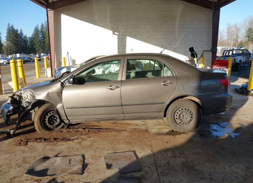 Photo 14 of 2005 Toyota Corolla CE (VIN 1NXBR32E95Z490507)