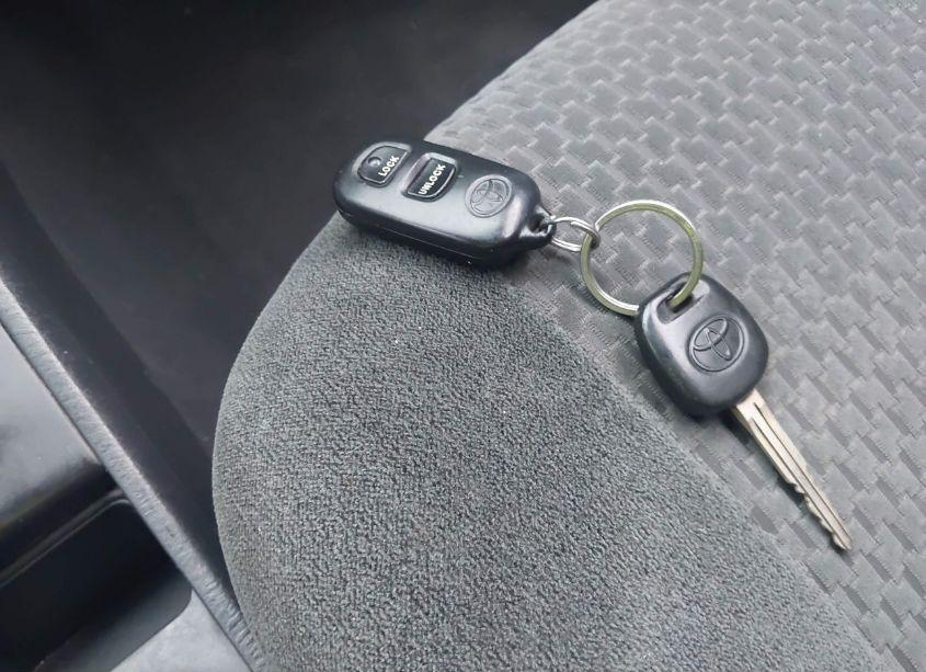 Photo 11 of 2005 Toyota Corolla S (VIN 1NXBR32E95Z494556)