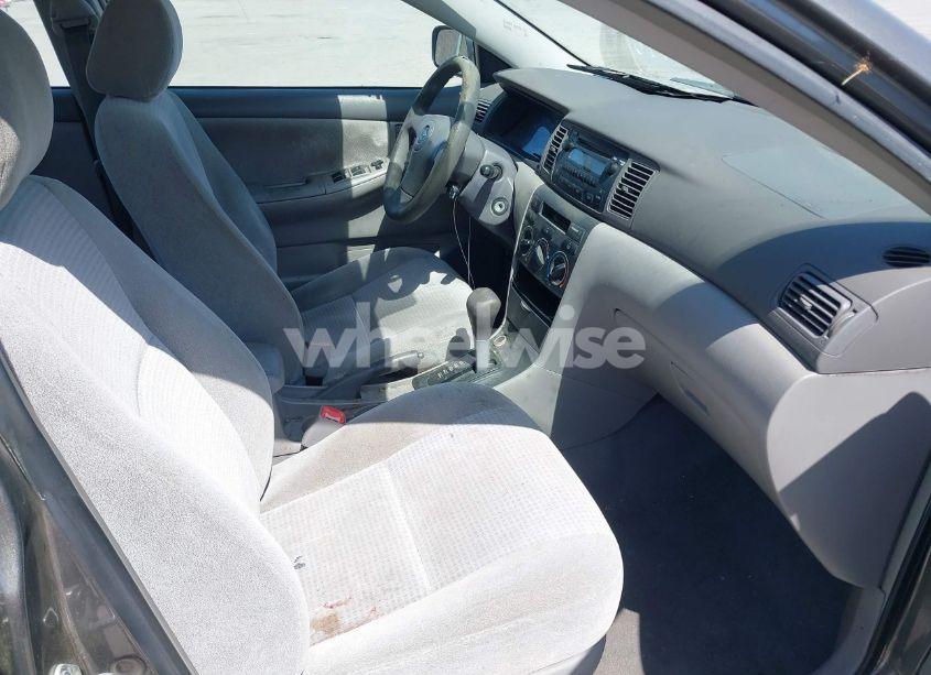 Photo 5 of 2005 Toyota Corolla CE/LE/S (VIN 1NXBR32E95Z500775)