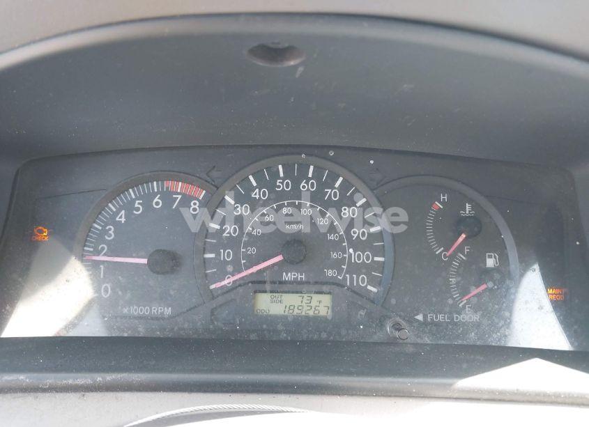 Photo 7 of 2005 Toyota Corolla CE/LE/S (VIN 1NXBR32E95Z500775)