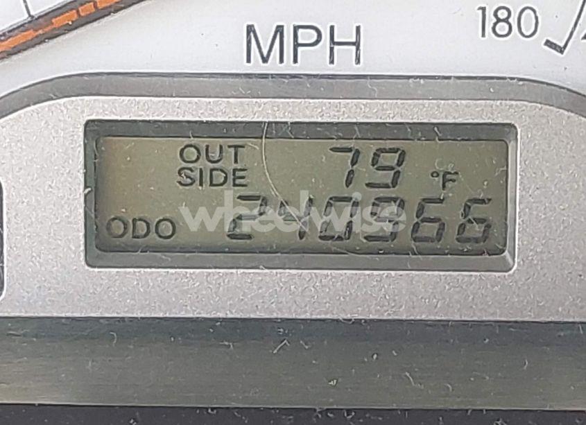 Photo 13 of 2005 Toyota Corolla S (VIN 1NXBR32E95Z523151)