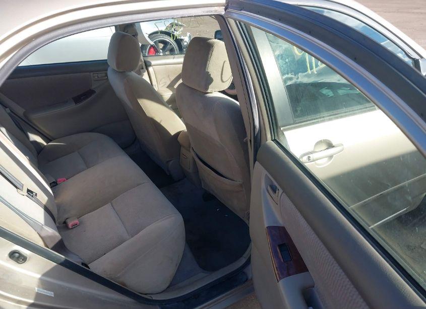 Photo 8 of 2005 Toyota Corolla LE (VIN 1NXBR32E95Z546669)