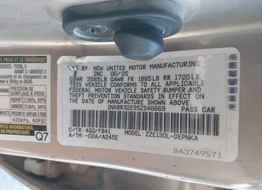 Photo 9 of 2005 Toyota Corolla LE (VIN 1NXBR32E95Z546669)