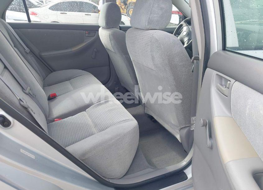 Photo 8 of 2005 Toyota Corolla CE (VIN 1NXBR32E95Z564296)