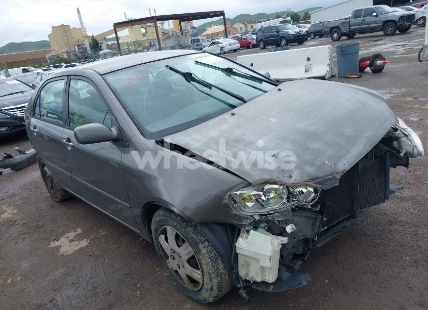 2005 Toyota Corolla LE (VIN 1NXBR32E95Z566128) main photo