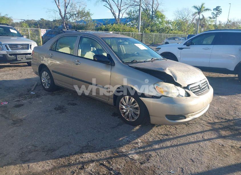 2006 Toyota Corolla CE (VIN 1NXBR32E96Z579592) main photo