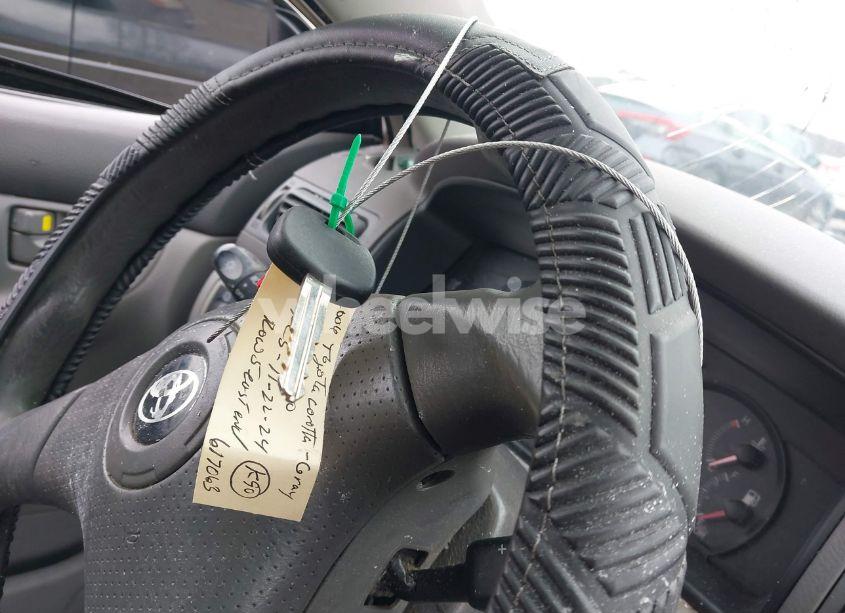 Photo 11 of 2006 Toyota Corolla CE (VIN 1NXBR32E96Z617063)