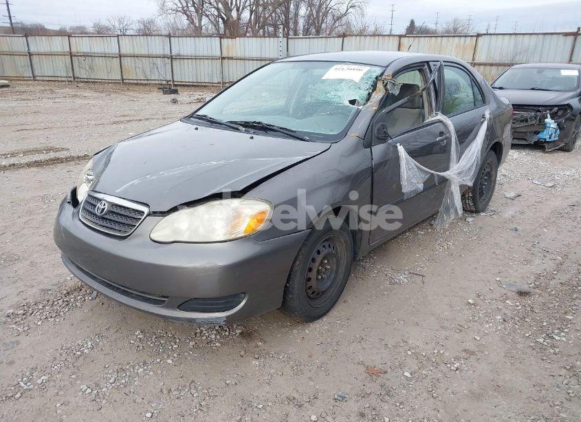 Photo 2 of 2006 Toyota Corolla CE (VIN 1NXBR32E96Z617063)