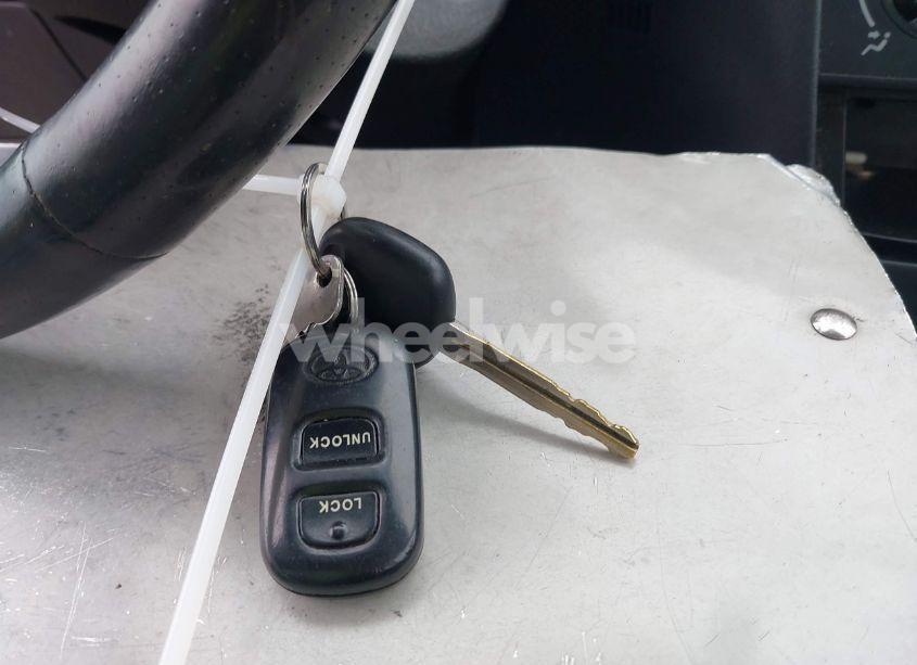 Photo 11 of 2006 Toyota Corolla S (VIN 1NXBR32E96Z698548)