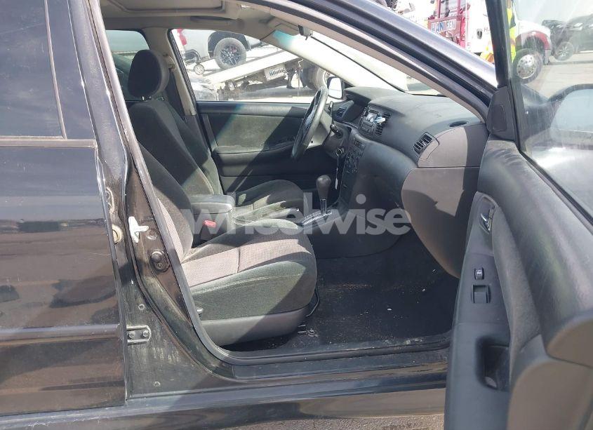 Photo 5 of 2006 Toyota Corolla S (VIN 1NXBR32E96Z702131)