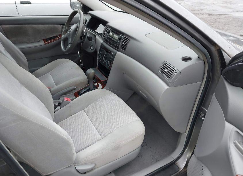 Photo 5 of 2006 Toyota Corolla LE (VIN 1NXBR32E96Z716482)