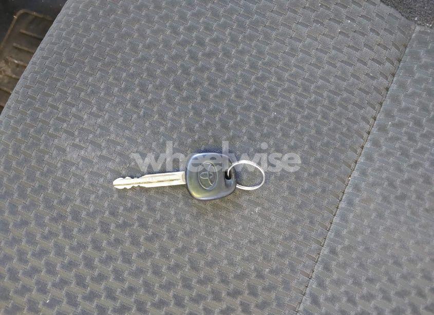 Photo 11 of 2006 Toyota Corolla S (VIN 1NXBR32E96Z728941)