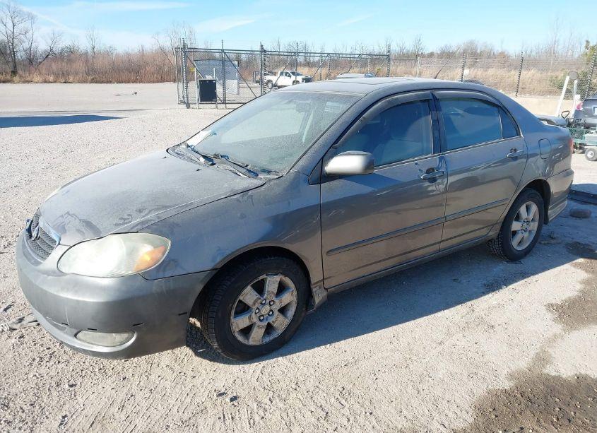 Photo 2 of 2006 Toyota Corolla S (VIN 1NXBR32E96Z747702)