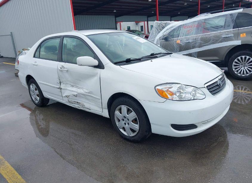 2007 Toyota Corolla LE (VIN 1NXBR32E97Z813778) main photo