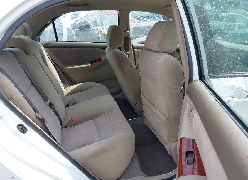 Photo 8 of 2007 Toyota Corolla LE (VIN 1NXBR32E97Z813778)