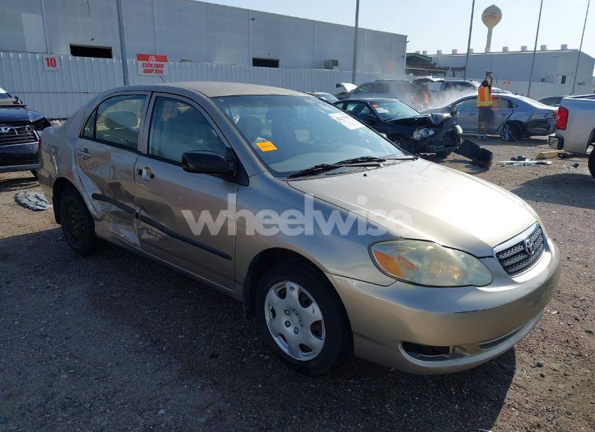 2007 Toyota Corolla CE (VIN 1NXBR32E97Z876623) main photo