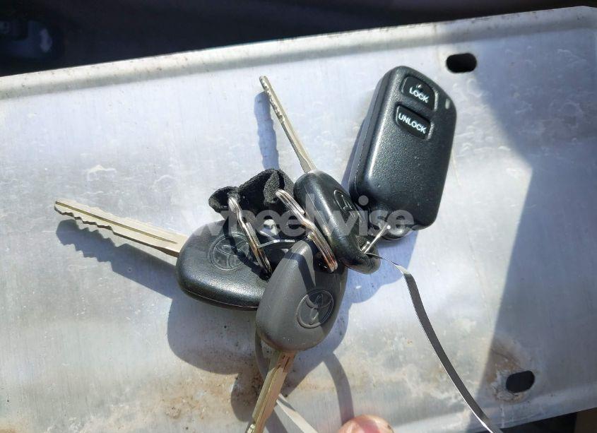 Photo 11 of 2007 Toyota Corolla CE (VIN 1NXBR32E97Z876623)