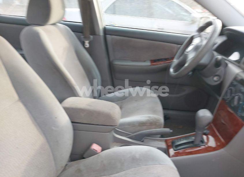 Photo 5 of 2007 Toyota Corolla LE (VIN 1NXBR32E97Z928204)