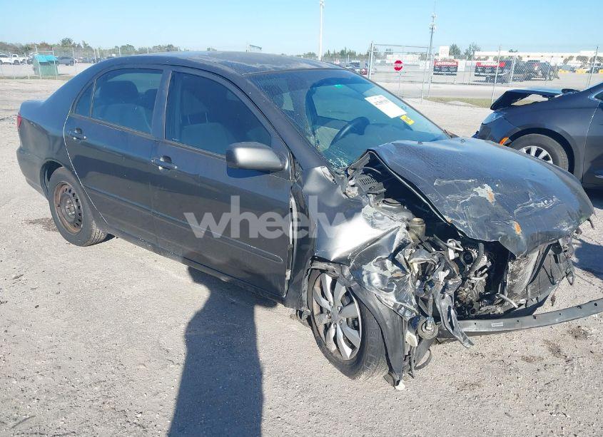 2008 Toyota Corolla CE (VIN 1NXBR32E98Z983477) main photo