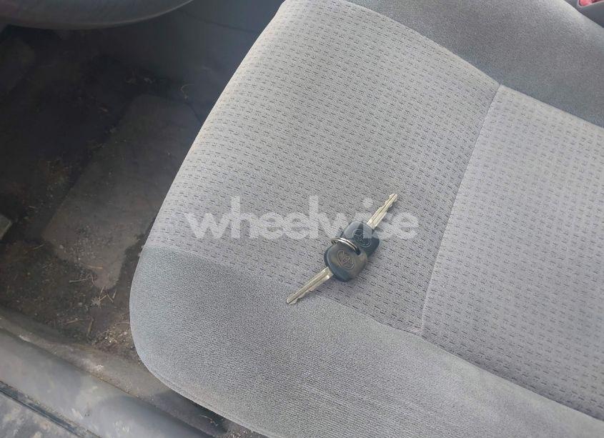 Photo 11 of 2008 Toyota Corolla CE (VIN 1NXBR32E98Z997007)