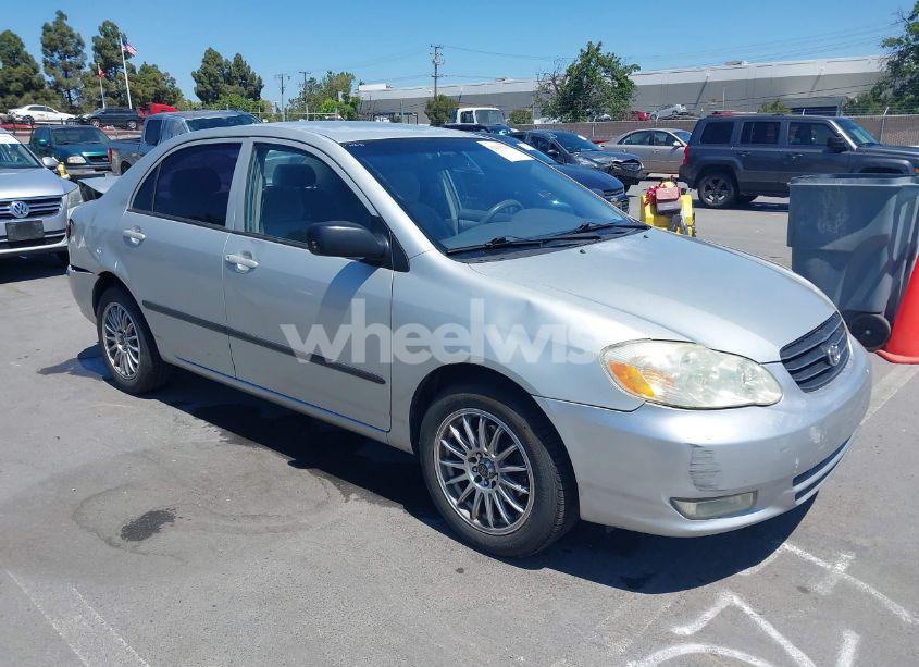 2003 Toyota Corolla CE (VIN 1NXBR32EX3Z013940) main photo