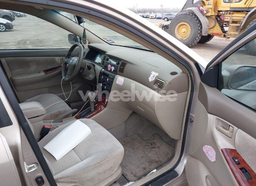 Photo 5 of 2003 Toyota Corolla LE (VIN 1NXBR32EX3Z130725)