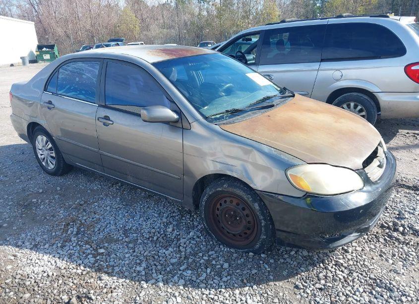 2003 Toyota Corolla LE (VIN 1NXBR32EX3Z135231) main photo
