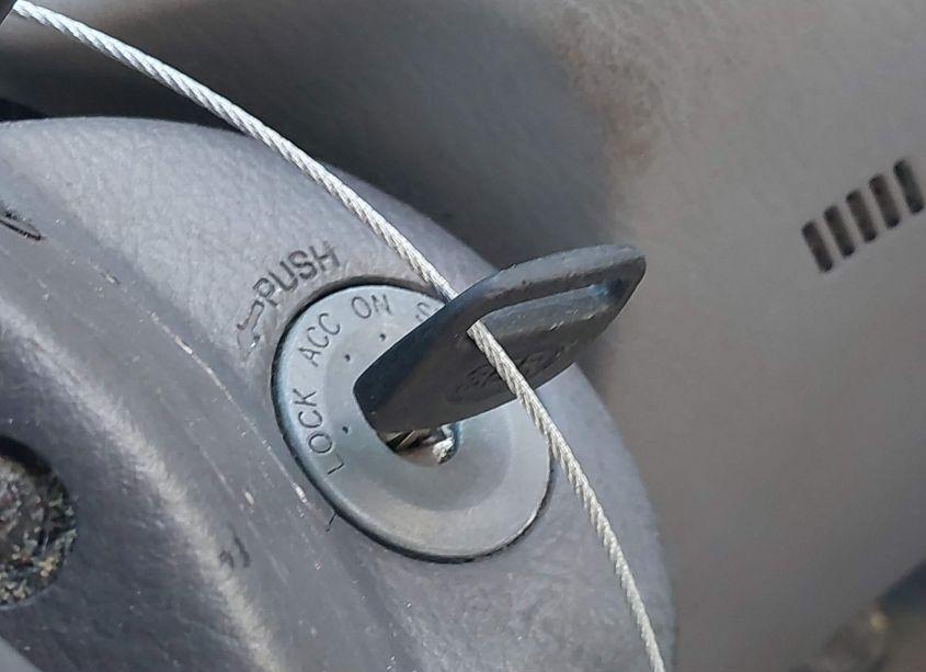 Photo 11 of 2003 Toyota Corolla LE (VIN 1NXBR32EX3Z135231)