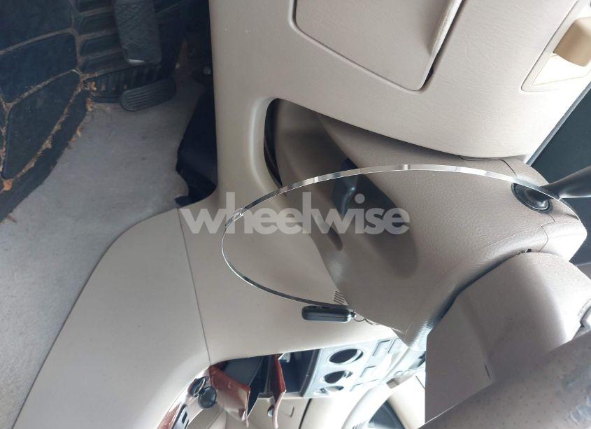 Photo 11 of 2003 Toyota Corolla LE (VIN 1NXBR32EX3Z152059)