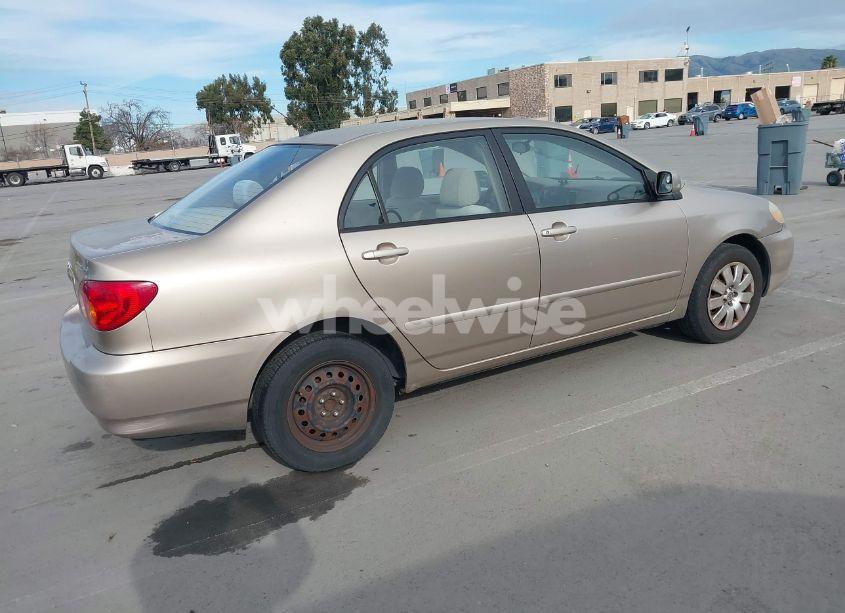 Photo 4 of 2004 Toyota Corolla LE (VIN 1NXBR32EX4Z194829)