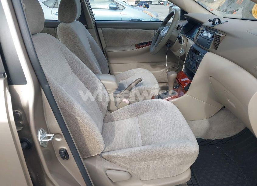 Photo 5 of 2004 Toyota Corolla LE (VIN 1NXBR32EX4Z194829)