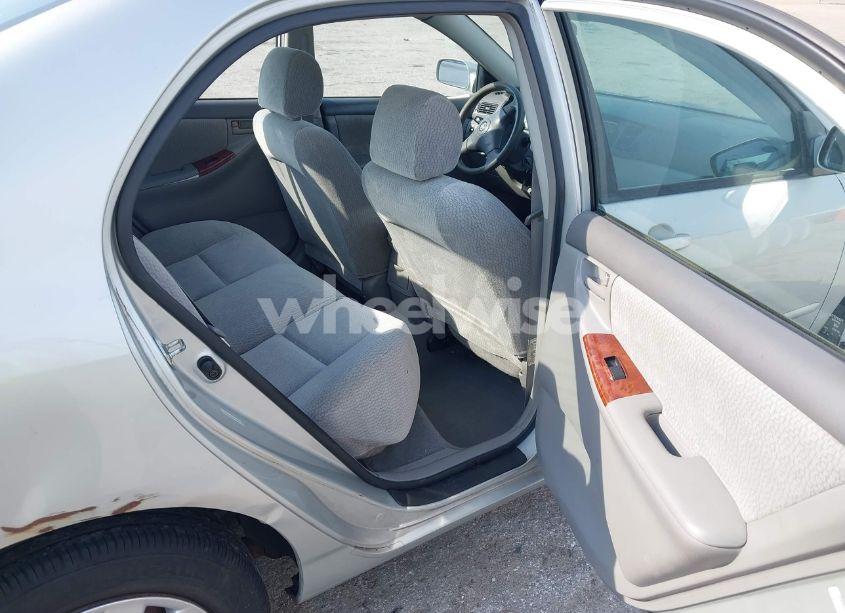 Photo 8 of 2004 Toyota Corolla LE (VIN 1NXBR32EX4Z295241)