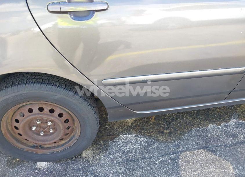 Photo 12 of 2004 Toyota Corolla CE (VIN 1NXBR32EX4Z302284)