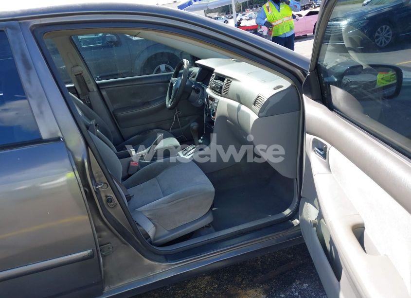 Photo 5 of 2004 Toyota Corolla CE (VIN 1NXBR32EX4Z302284)