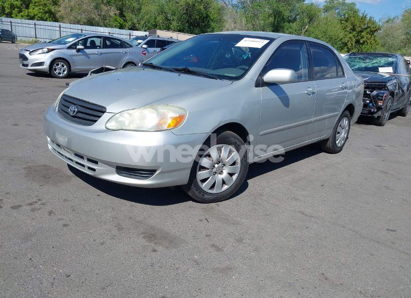 Photo 2 of 2004 Toyota Corolla LE (VIN 1NXBR32EX4Z329792)