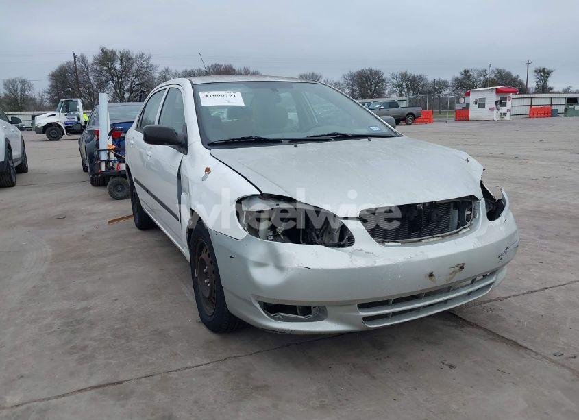 2005 Toyota Corolla CE (VIN 1NXBR32EX5Z352037) main photo