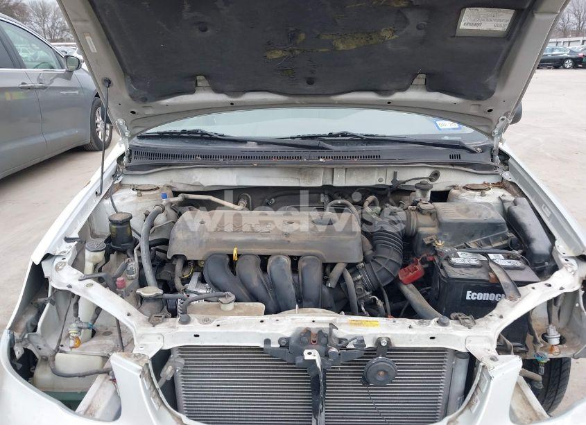 Photo 10 of 2005 Toyota Corolla CE (VIN 1NXBR32EX5Z352037)