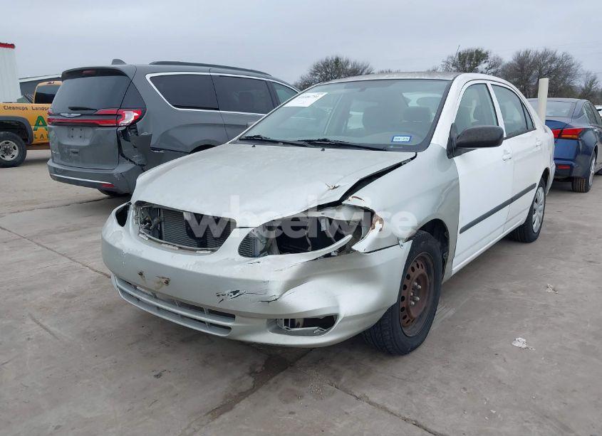 Photo 2 of 2005 Toyota Corolla CE (VIN 1NXBR32EX5Z352037)